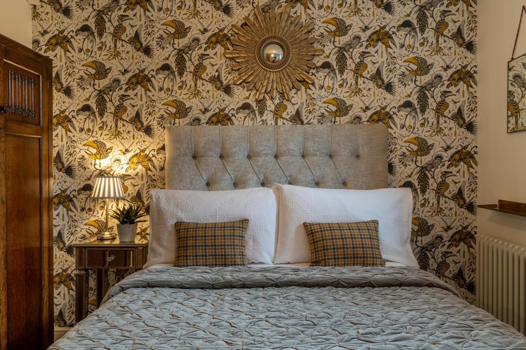 צ'סטר Luxury Chapel Apartment Within City Walls מראה חיצוני תמונה